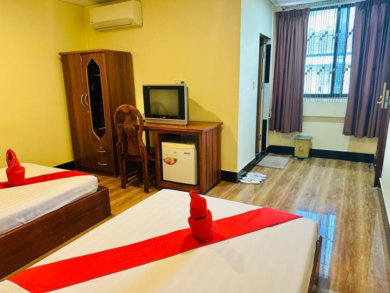 Capitol One Hotel Phnom Penh Eksteriør billede